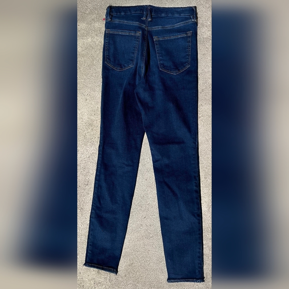 Madewell Women's Classic Blue High-Rise Jeans - Picture 6 of 6